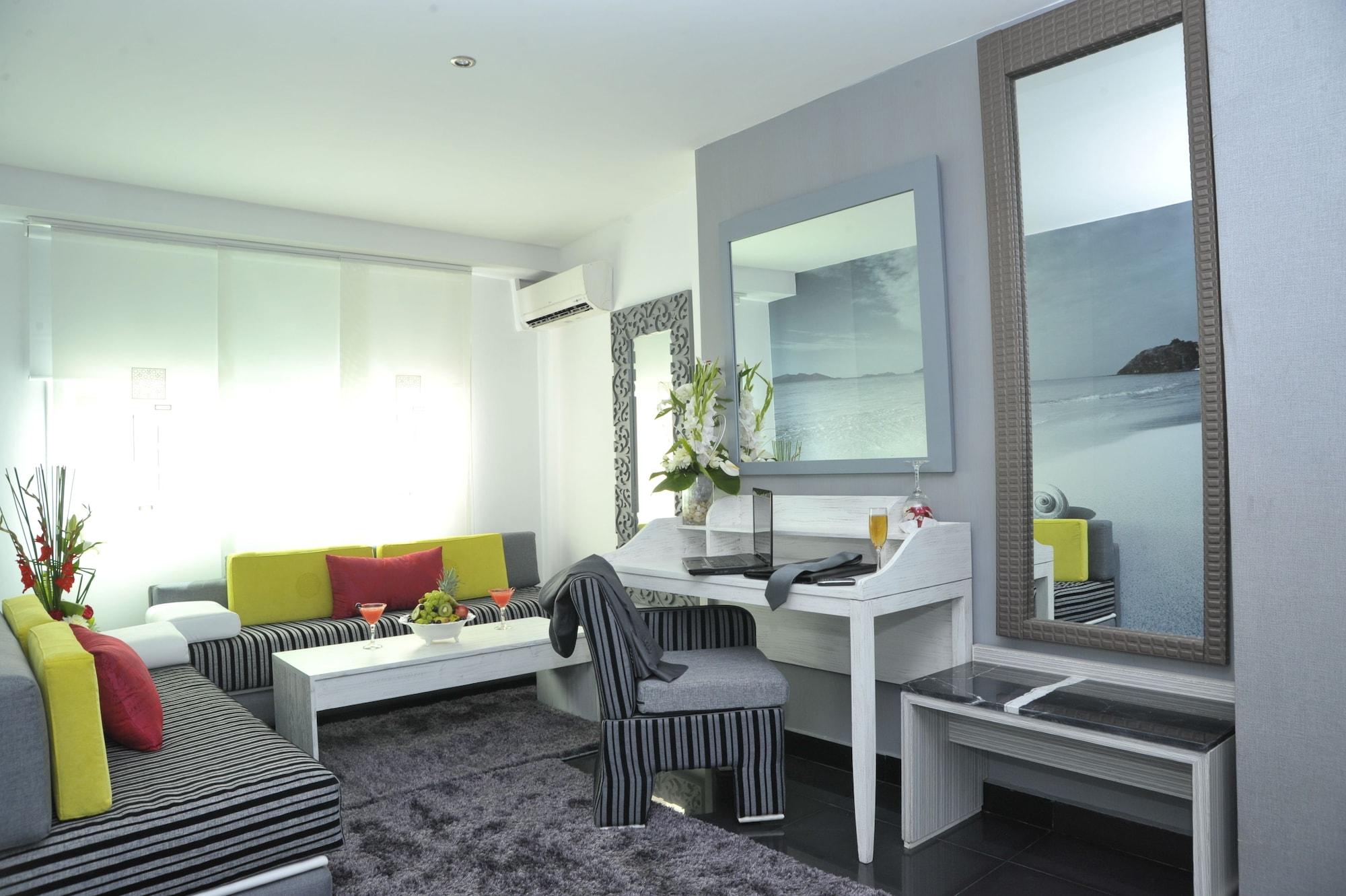 Le Trianon Luxury Hotel & Spa Casablanca Esterno foto
