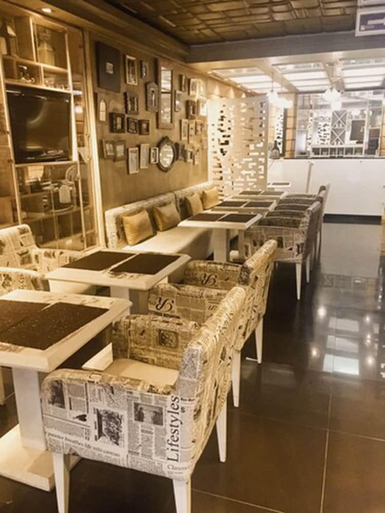 Le Trianon Luxury Hotel & Spa Casablanca Esterno foto